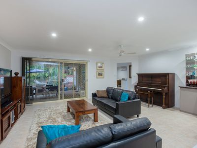 18 Davis Cup Court, Oxenford