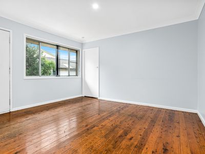 2 / 209 Shellharbour Road, Barrack Heights