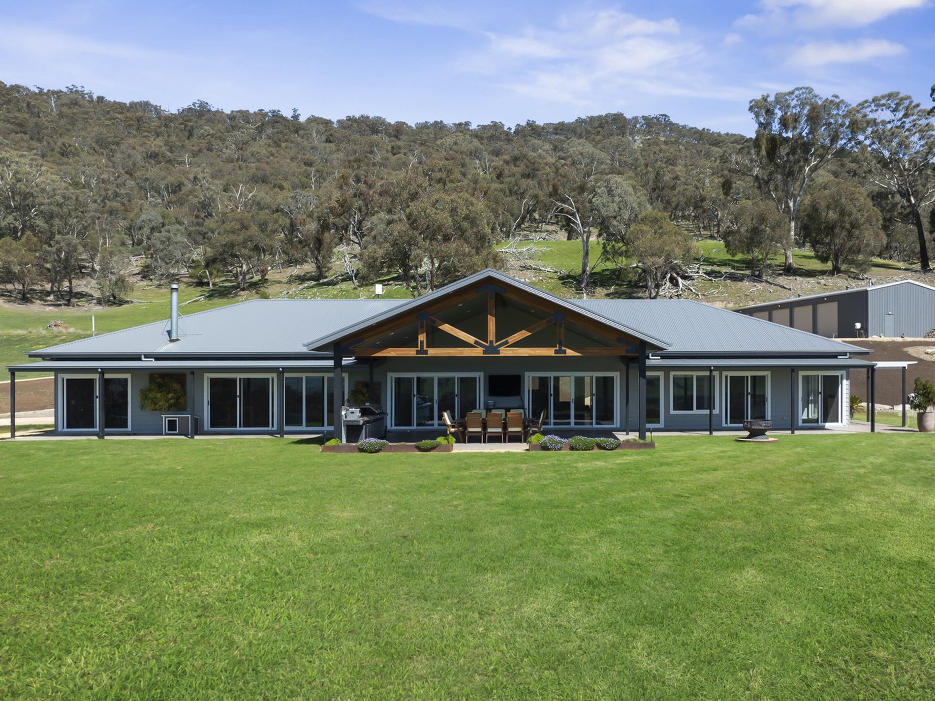 93 Drakes Hill Road, Mansfield