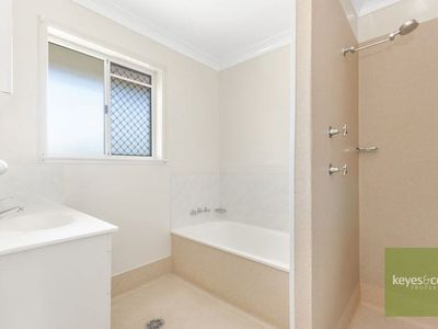 25 Lawrence Street, Kelso