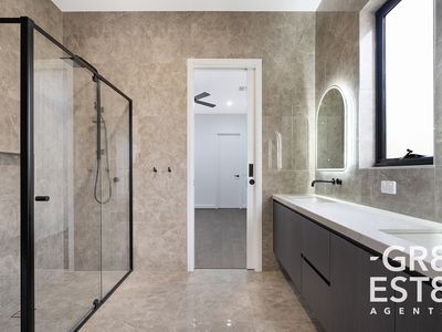 5 Lewin Court, Botanic Ridge