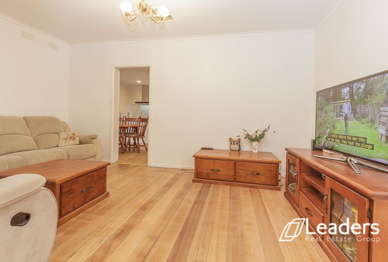 14 Knaith Road, Ringwood East