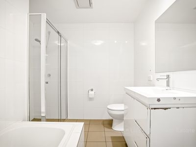 27 / 8 Marlborough Road, Homebush West