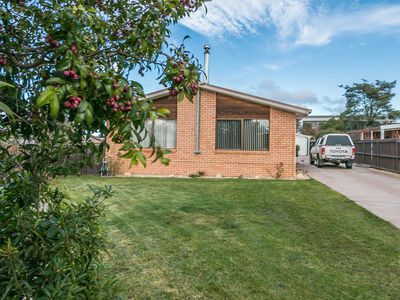 4 Quiberon Crt, Margate