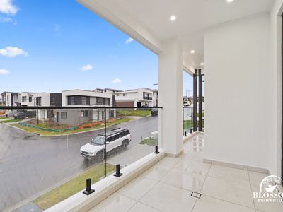 56 Centaurus way, Box Hill