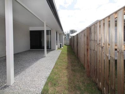 2 / 1 O'Reilly Drive, Coomera