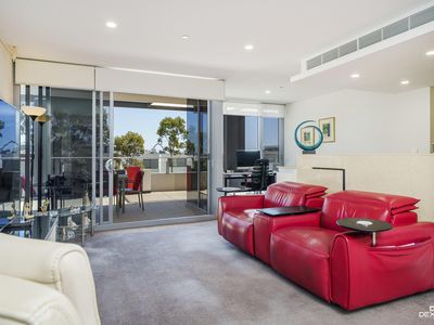 202 / 19 The Circus, Burswood