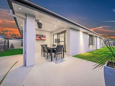 48 Foxwood Circuit, Wakerley