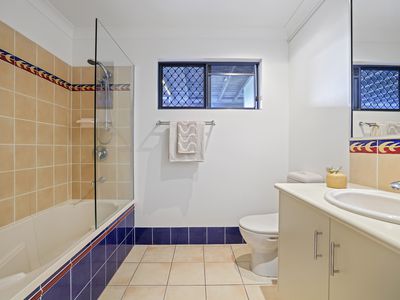 3  Hayles Close, Mooroobool