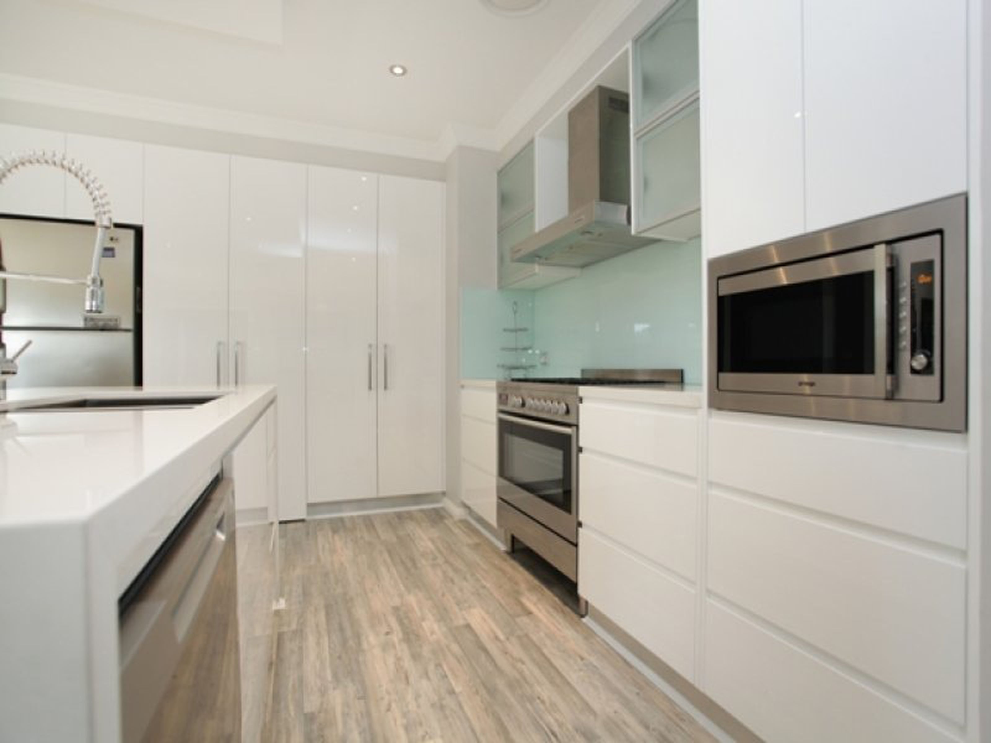 1 Heaton Avenue, CLAREMONT MEADOWS
