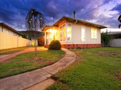 22 Simmonds Street , Mount Beauty