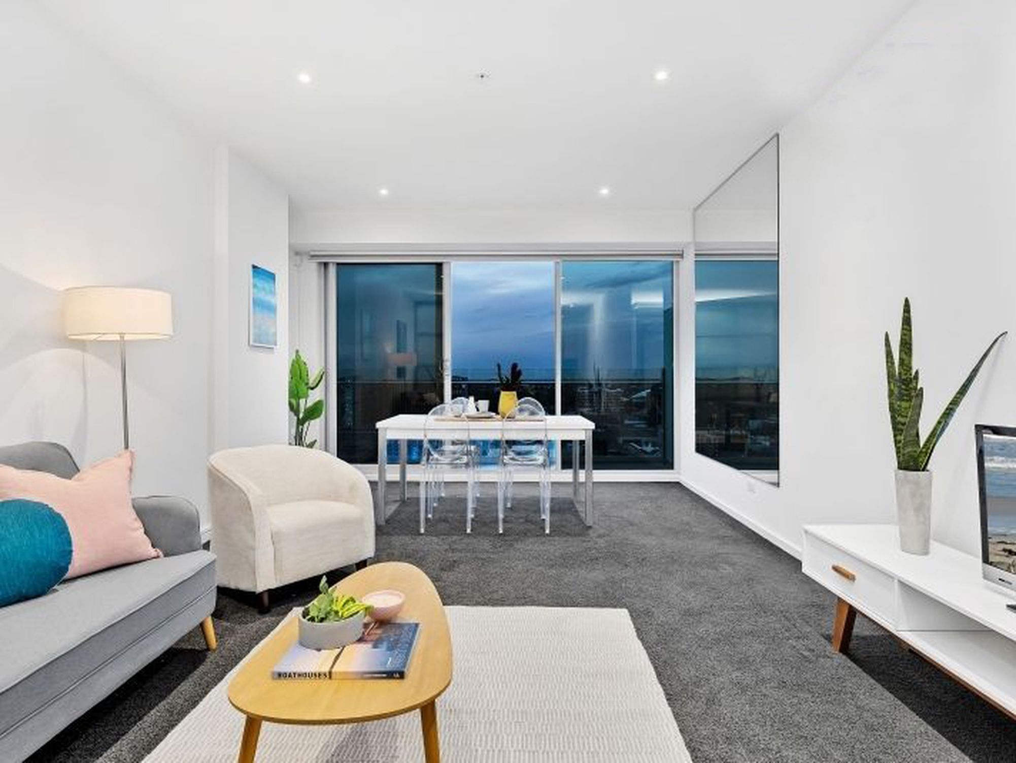 1207 / 180 Morphett St, Adelaide