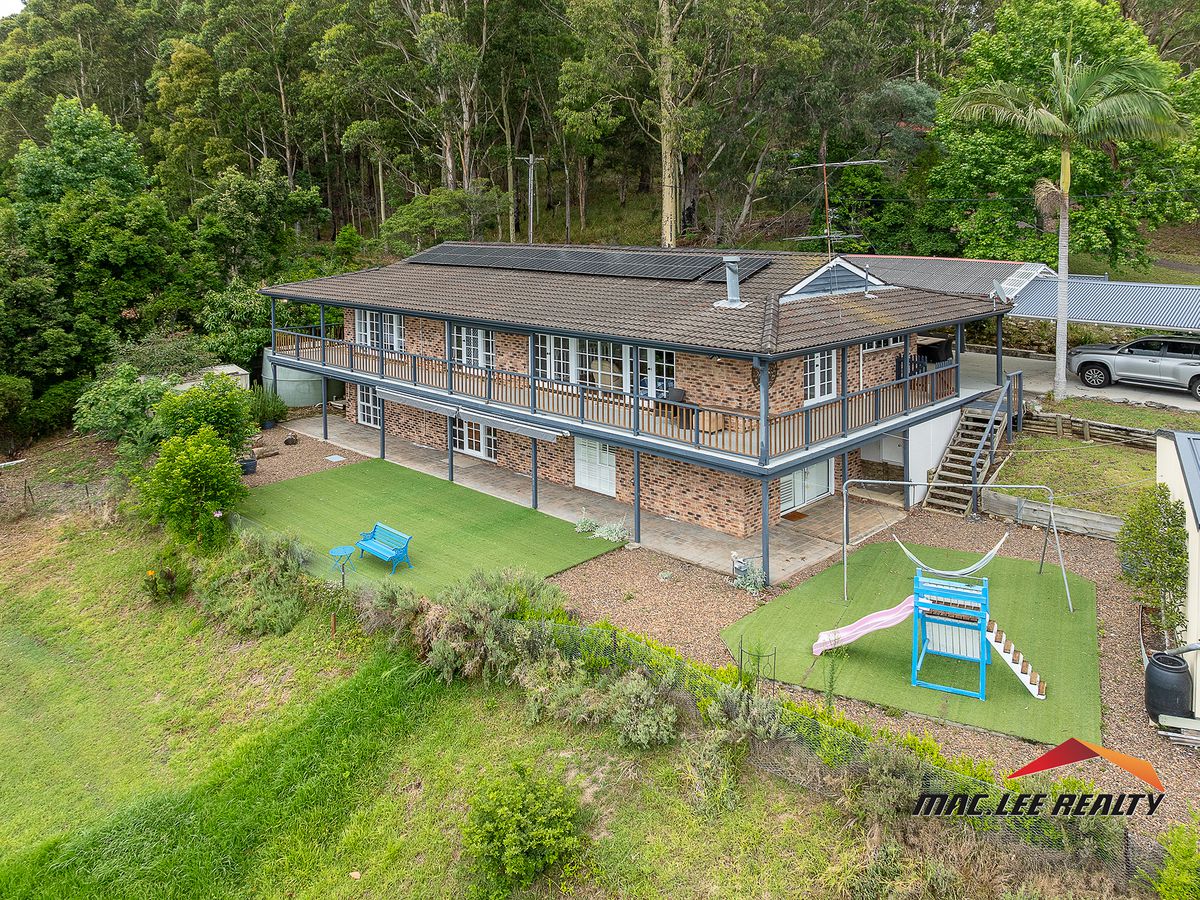 27 Station Road East, Fountaindale