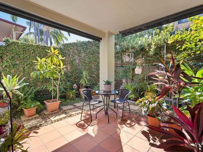 2 / 101 EUGAREE STREET, Southport