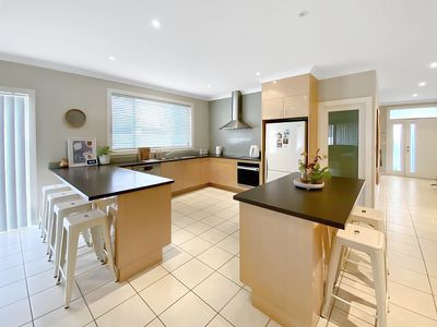 2 John Girdham Place, Forbes
