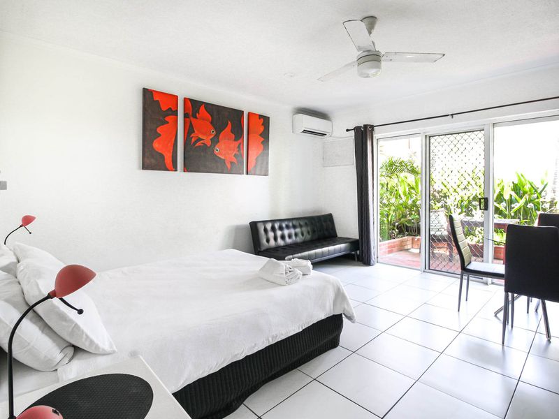 Apartment 120 / 6 Beach Road, Dolphin Heads