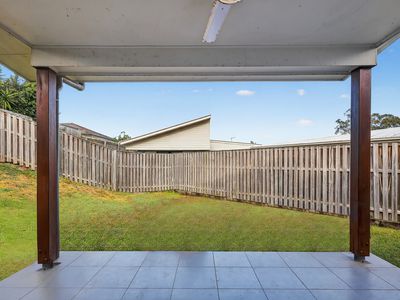 17 Folkes Close, Bellbird Park