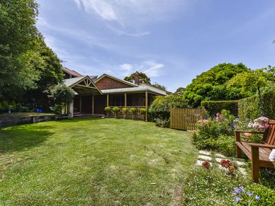 8 Comaum Avenue, Mount Gambier