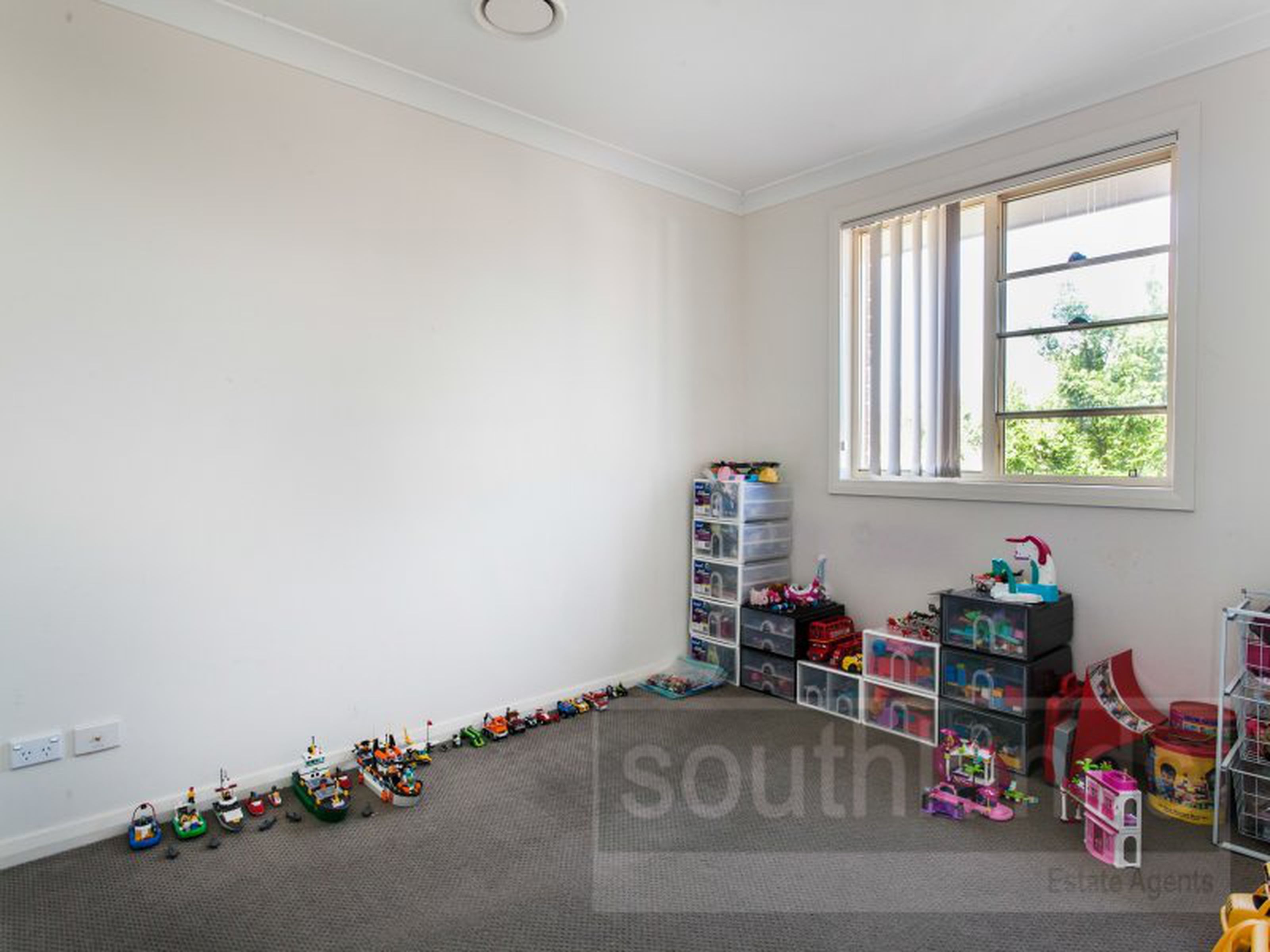 15B Tarrabundi Drive, GLENMORE PARK