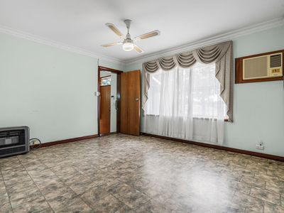 18 Albert Road, Middle Swan