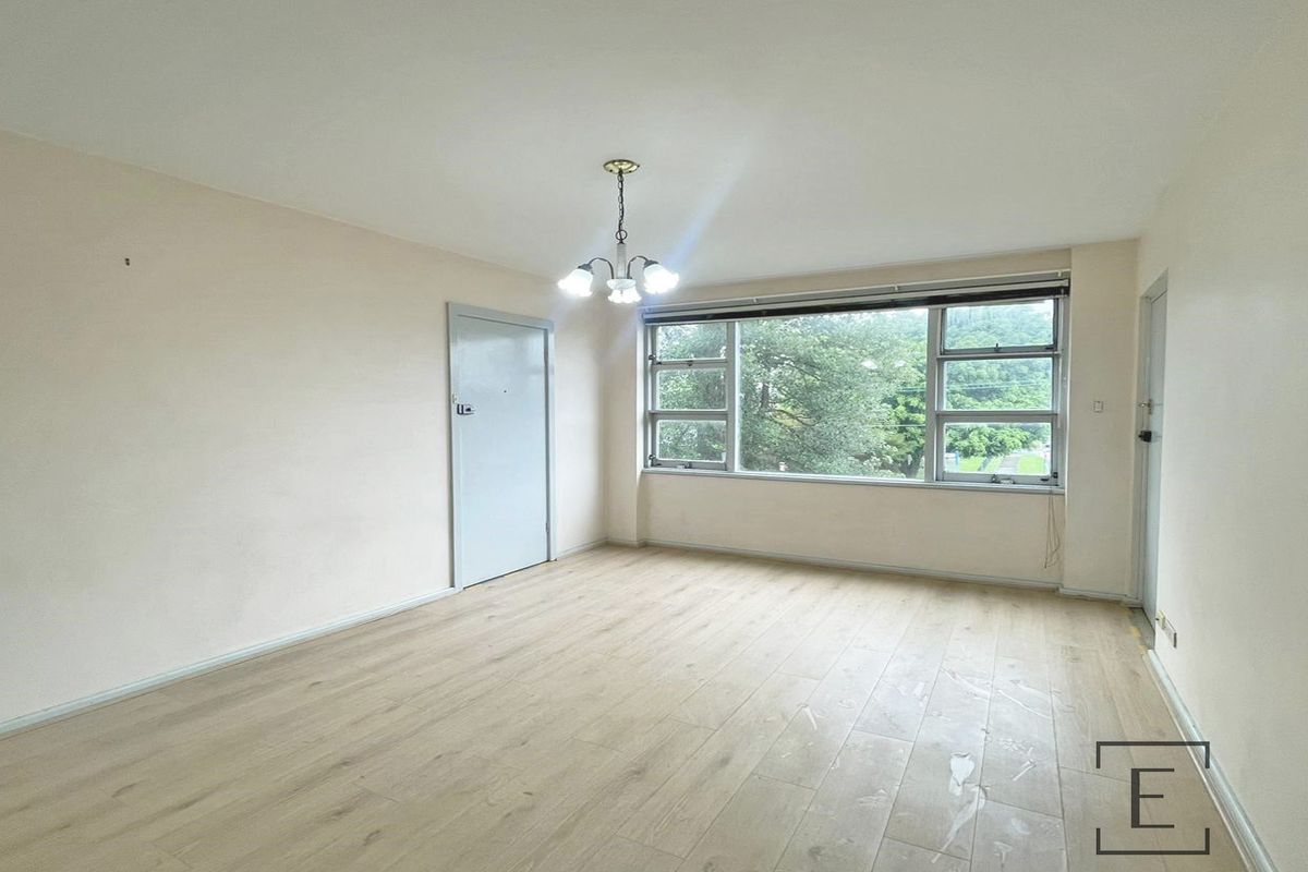 3 / 2 Parry Avenue, Narwee