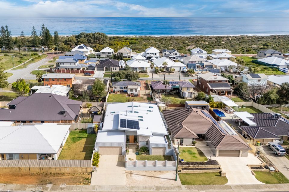 63 MURDOCH DRIVE, Singleton