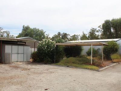 19 BURNETT Street, Koondrook