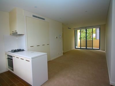 8 / 8 Angas Street, Meadowbank