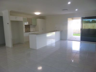 12 Azure Way, Hope Island