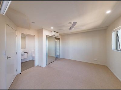 1532 / 1-5 Cremin Street, Upper Mount Gravatt