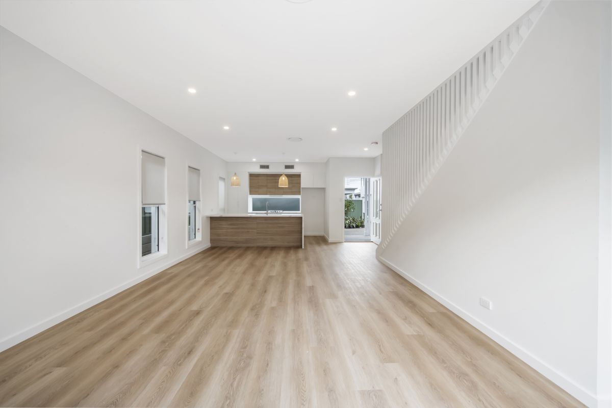 4 / 32 Elsiemer Street, Long Jetty