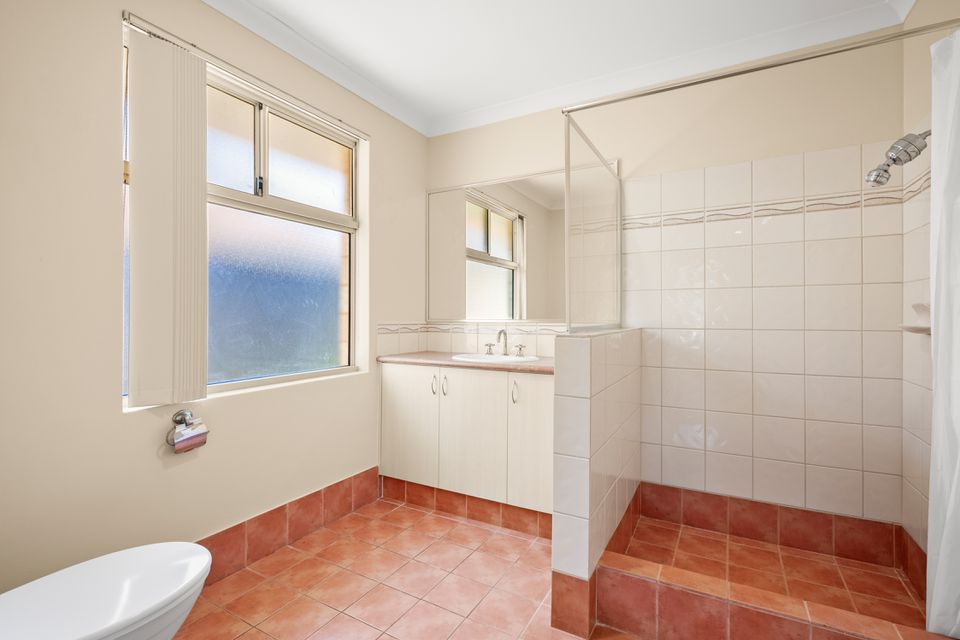 13 Valheru Avenue, Rockingham