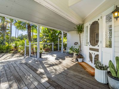 1 Tongarra Drive, Ocean Shores