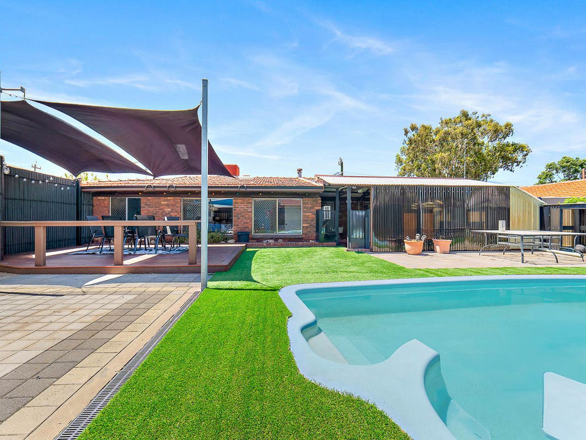 82 Lyrebird Way, Thornlie