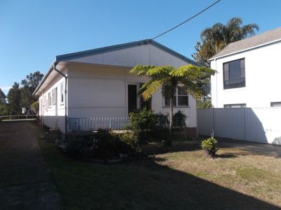 2 / 39 Boollwarroo Parade, Shellharbour