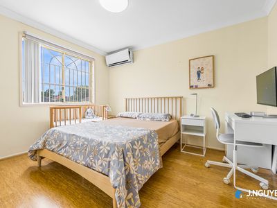 1 / 30 Madeline Street, Fairfield West