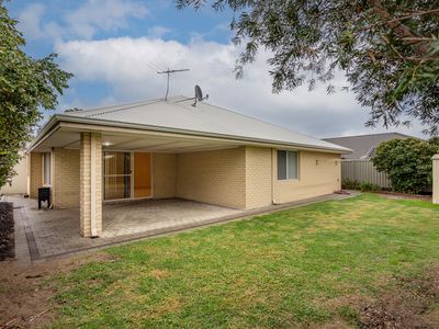 116 Columbia Parkway, Piara Waters