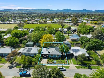 32 Finlason Street, Mansfield