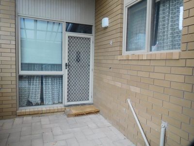 4 / 9 Begg Street, Horsham