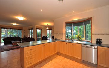 18 Rosebank Lane, Beaconsfield Upper