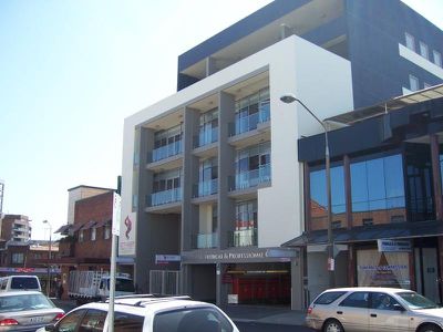 L 3 / 39  Queen St, Auburn