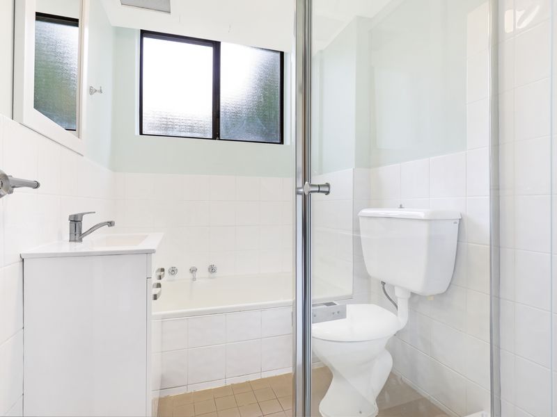 1 / 8 Macquarie Street, Wollongong