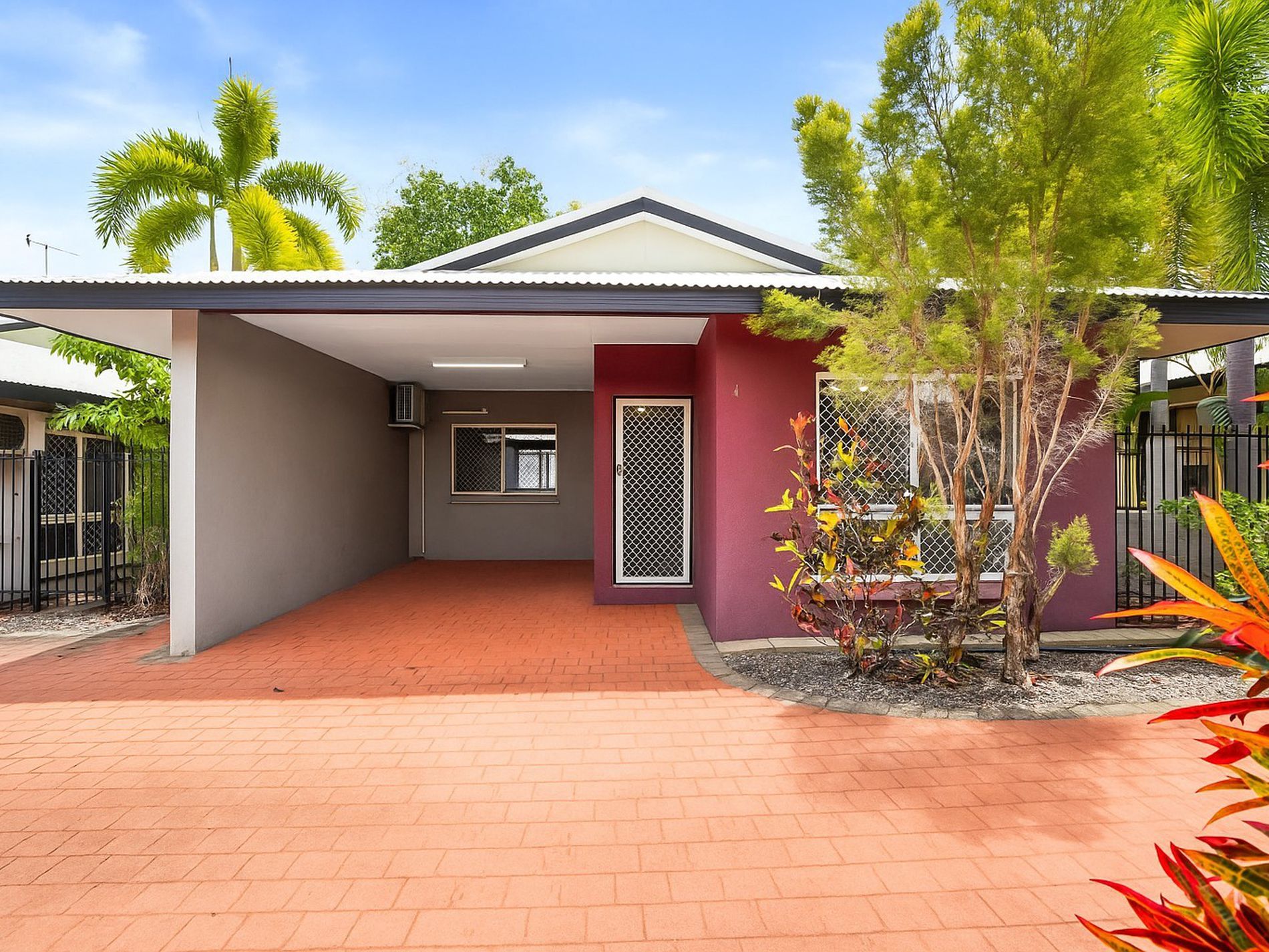 4/5 Tsolos Place, The Narrows