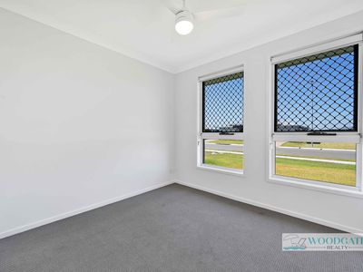 73 OCEAN VIEW DRIVE, Woodgate