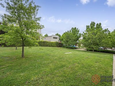 64  / 64 Kings Canyon Street, Harrison