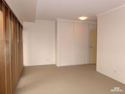 4 / 150 Stirling Street, Perth