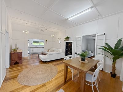 15 HIGH STREET, Atherton