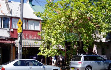 2 / 668 Bourke St, Redfern