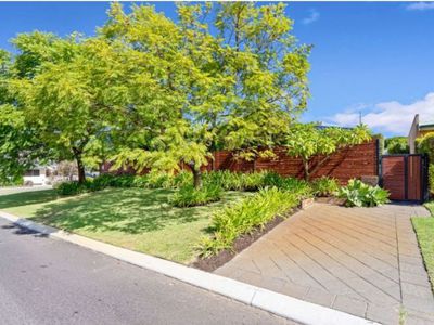 13 Hope Road, Ardross