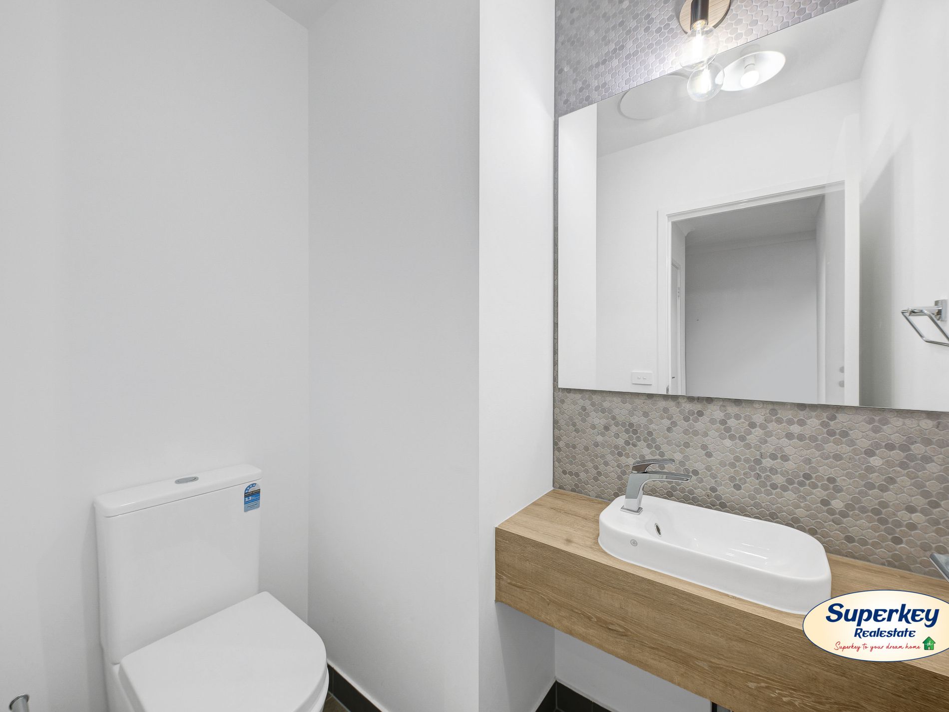 11 Odyssey Boulevard, Tarneit